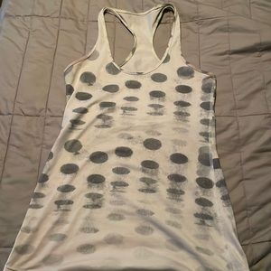 Lululemon tank